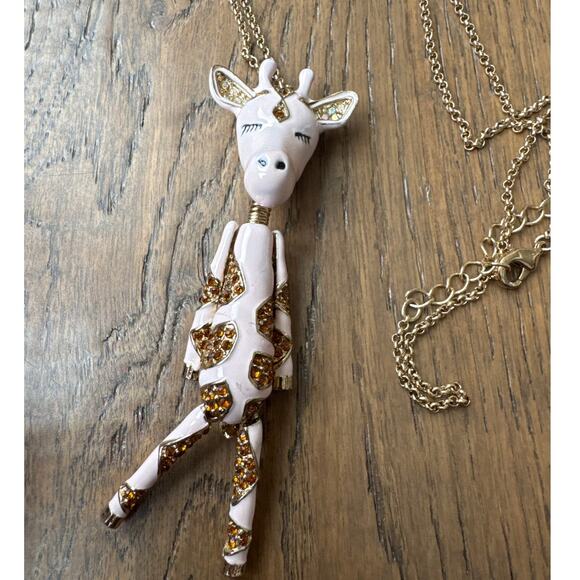 Betsey Johnson Enameled Giraffe Gold Tone Chain Pendant Necklace - Picture 2 of 4